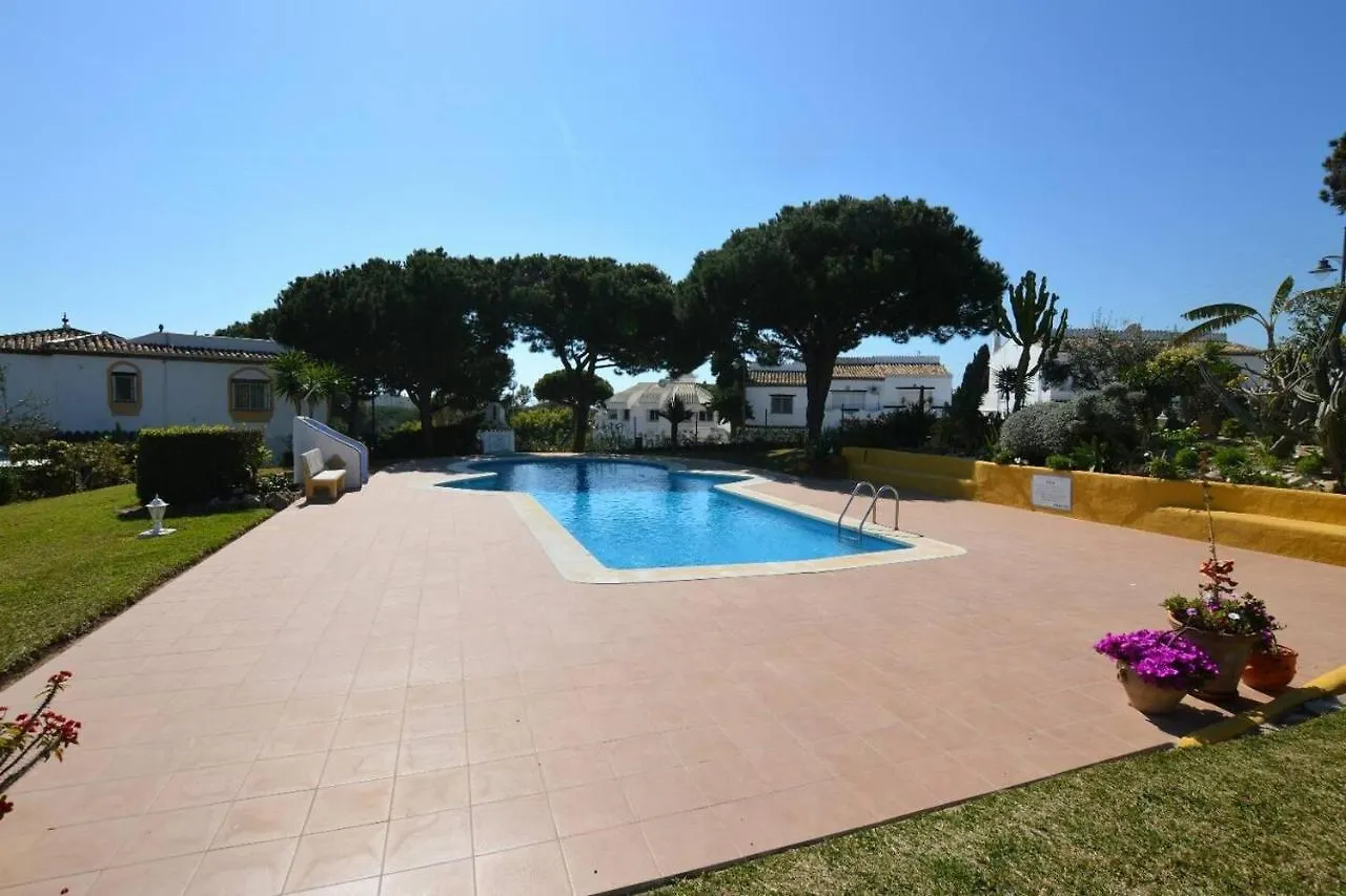 Holiday home Calahonda - Sleeps 6 - Parking - Garden - Pool Villa Sitio de Calahonda Spain
